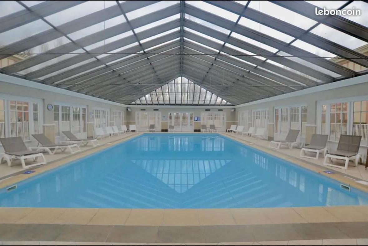 Appt 4 Pers-2 Chb-2 Sdb-Piscine-Linge Inclus-Literies Faites A L'Arrivee Inclus-Parking Apartment Le Touquet Bagian luar foto